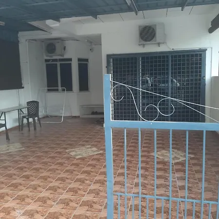 Diamond Homestay Kuala Kangsar Exterior photo