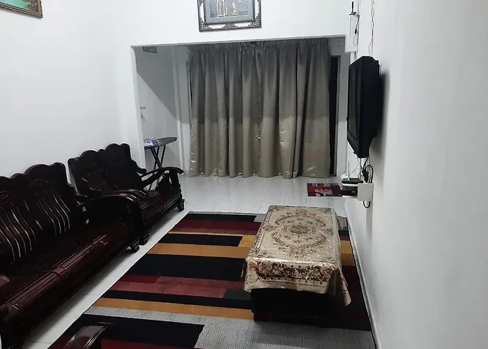Diamond Homestay